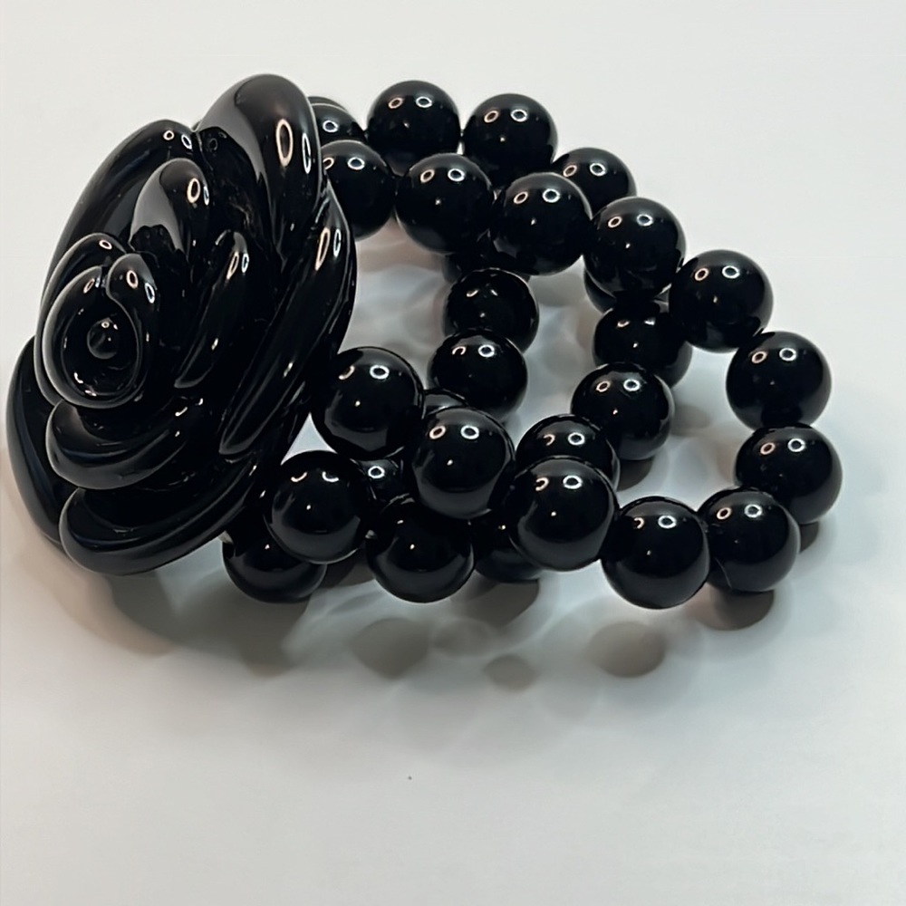 Black Rose Beaded Stretch Statement Bracelet - Picture 6 of 10
